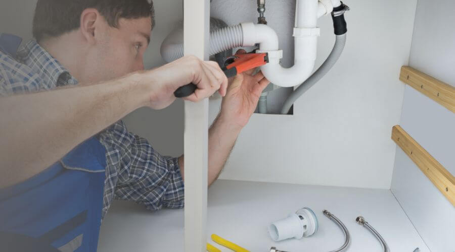 Professional water heater repair in Saint Charles, IL